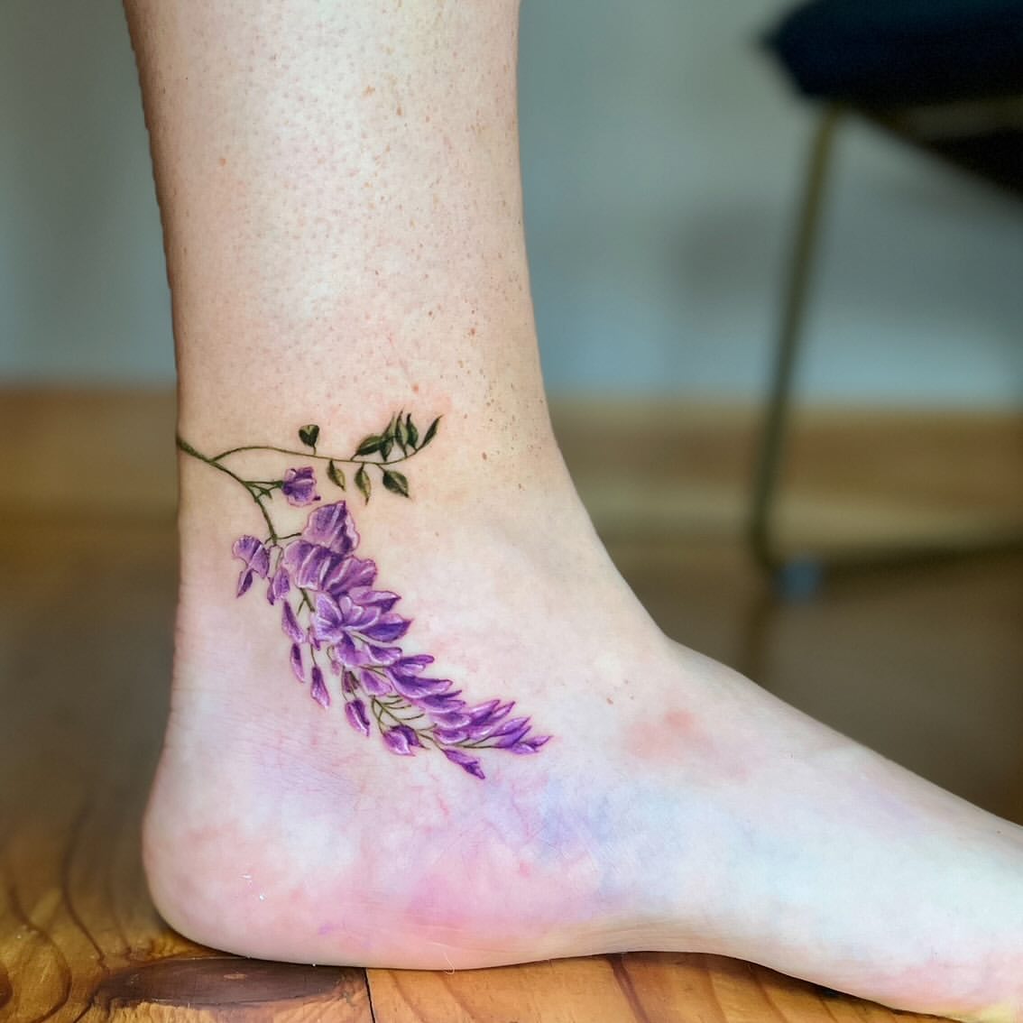 30 Beautiful Wisteria Tattoo Ideas That Capture the Romance of Nature