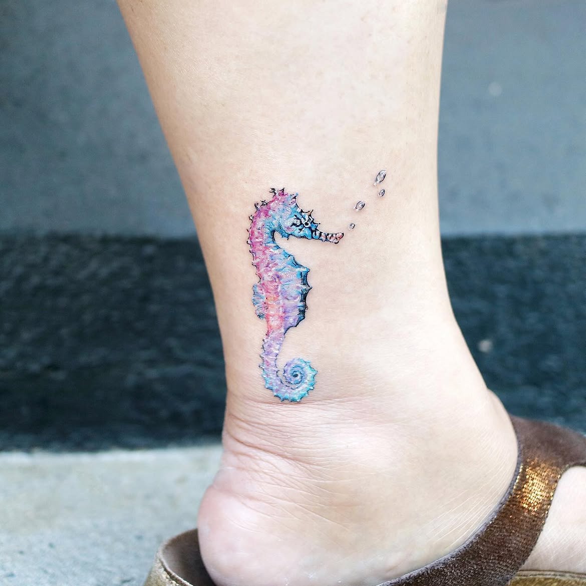 31 Seahorse Tattoo Ideas: Beautiful Designs That Capture the Magic of the Ocean