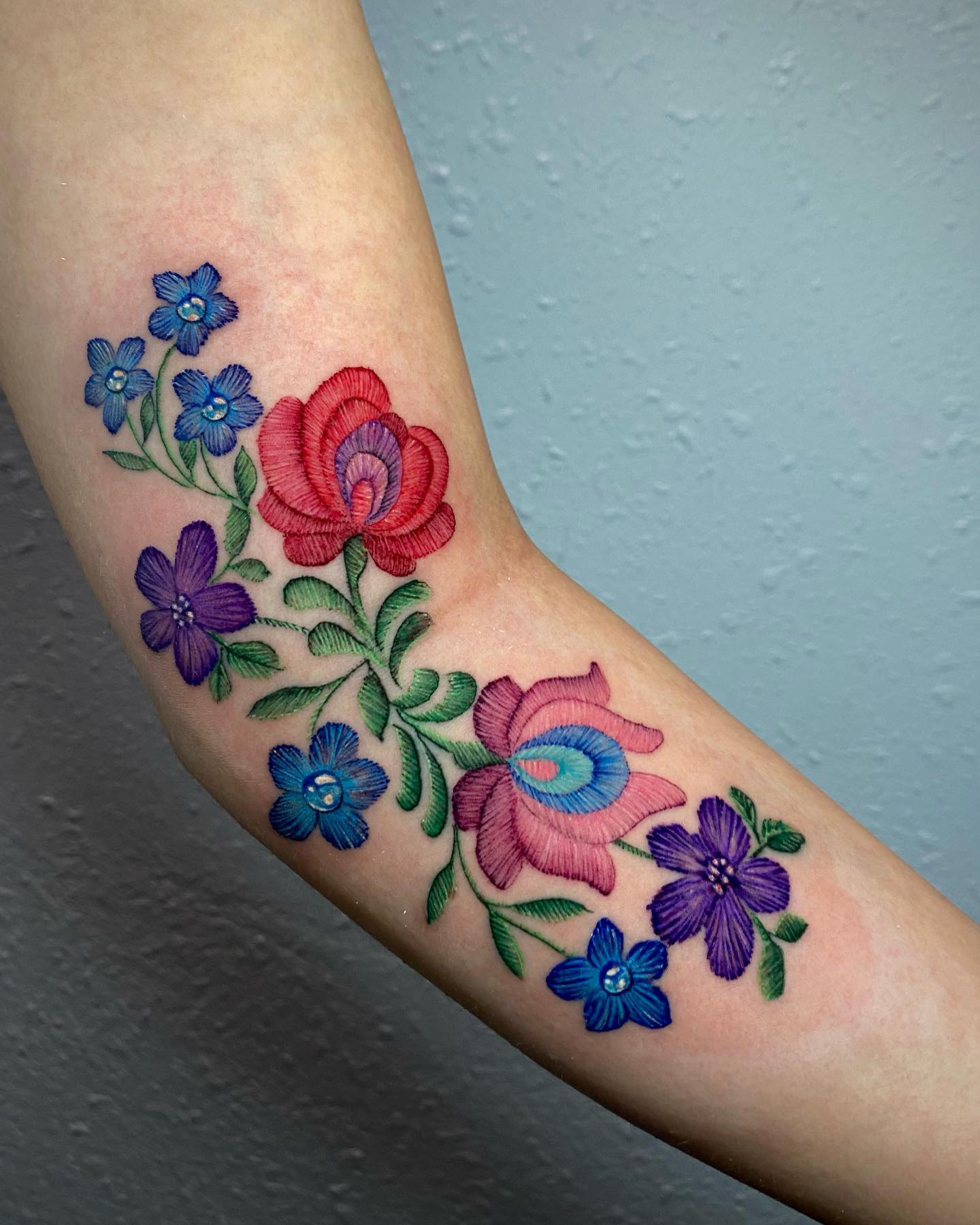 26 Embroidery Tattoo Ideas: Thread-Like Designs That Turn Skin Into Textile Art