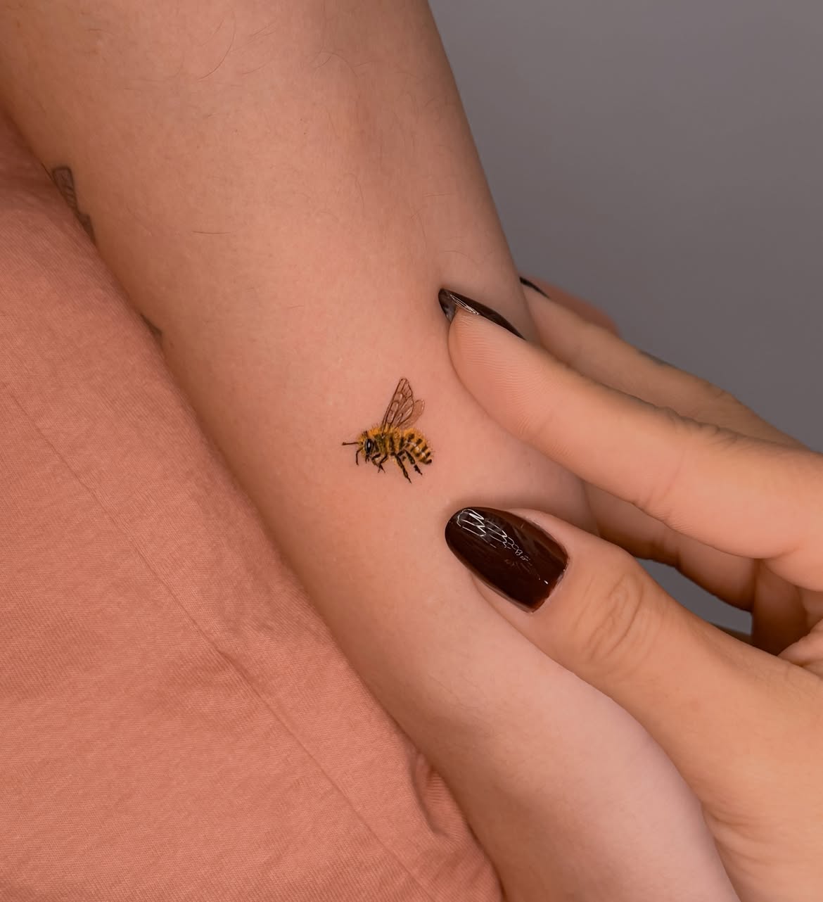 29 Micro Realism Tattoo Ideas: Tiny Details With a Big Visual Impact