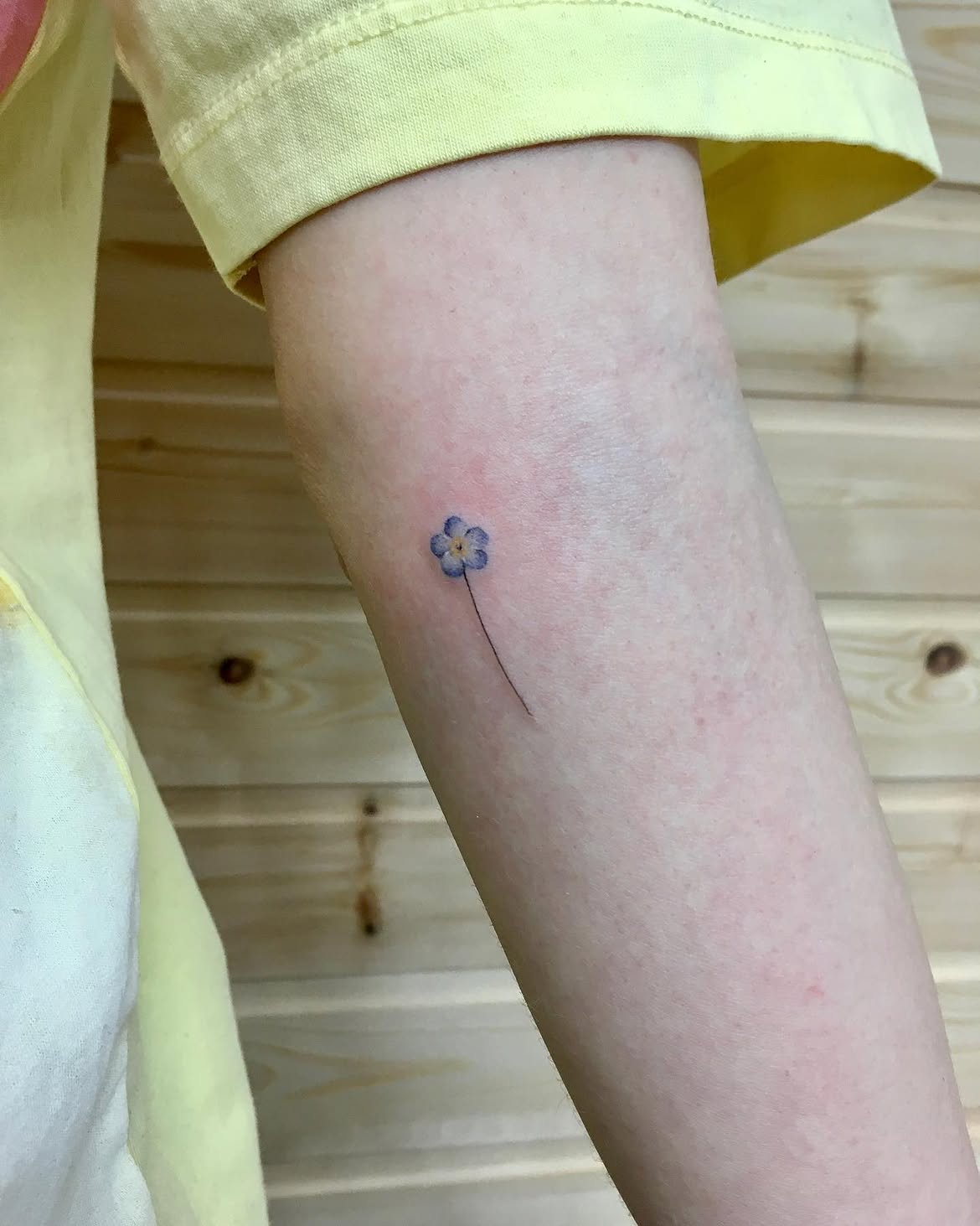28 Forget Me Not Tattoo Ideas: Delicate Floral Designs with Timeless Meaning