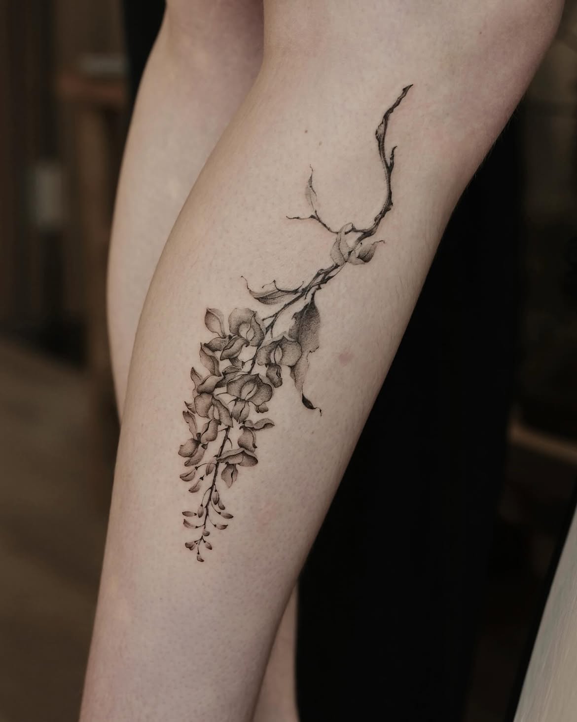 30 Beautiful Wisteria Tattoo Ideas That Capture the Romance of Nature