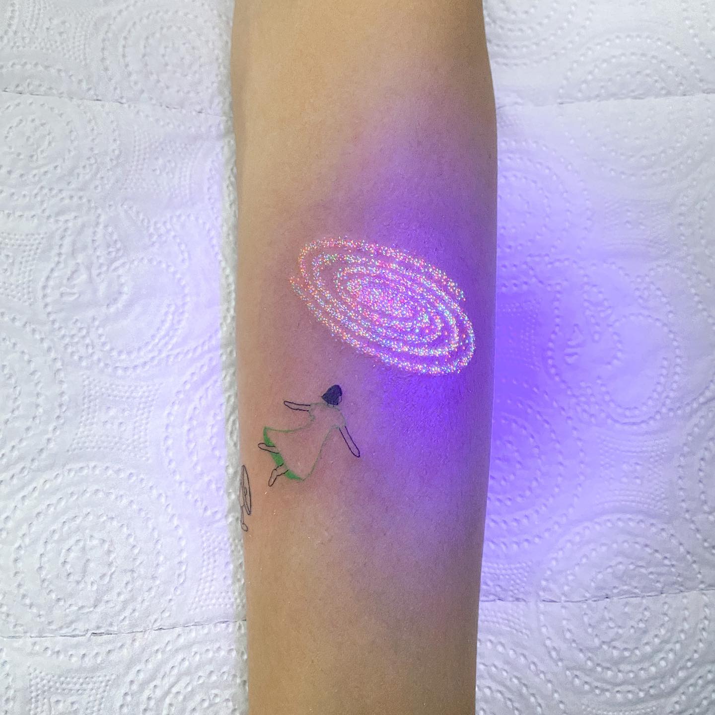 30 Glow in the Dark Tattoo Ideas: Neon Ink Designs That Come Alive Under UV Light