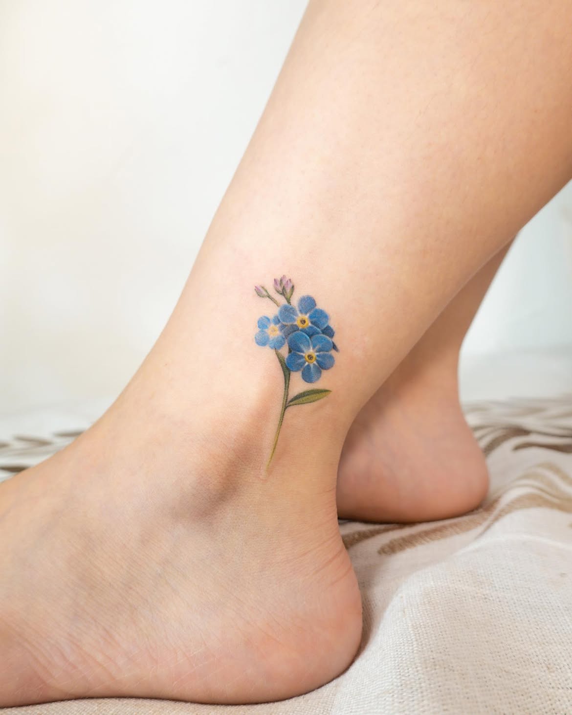 28 Forget Me Not Tattoo Ideas: Delicate Floral Designs with Timeless Meaning