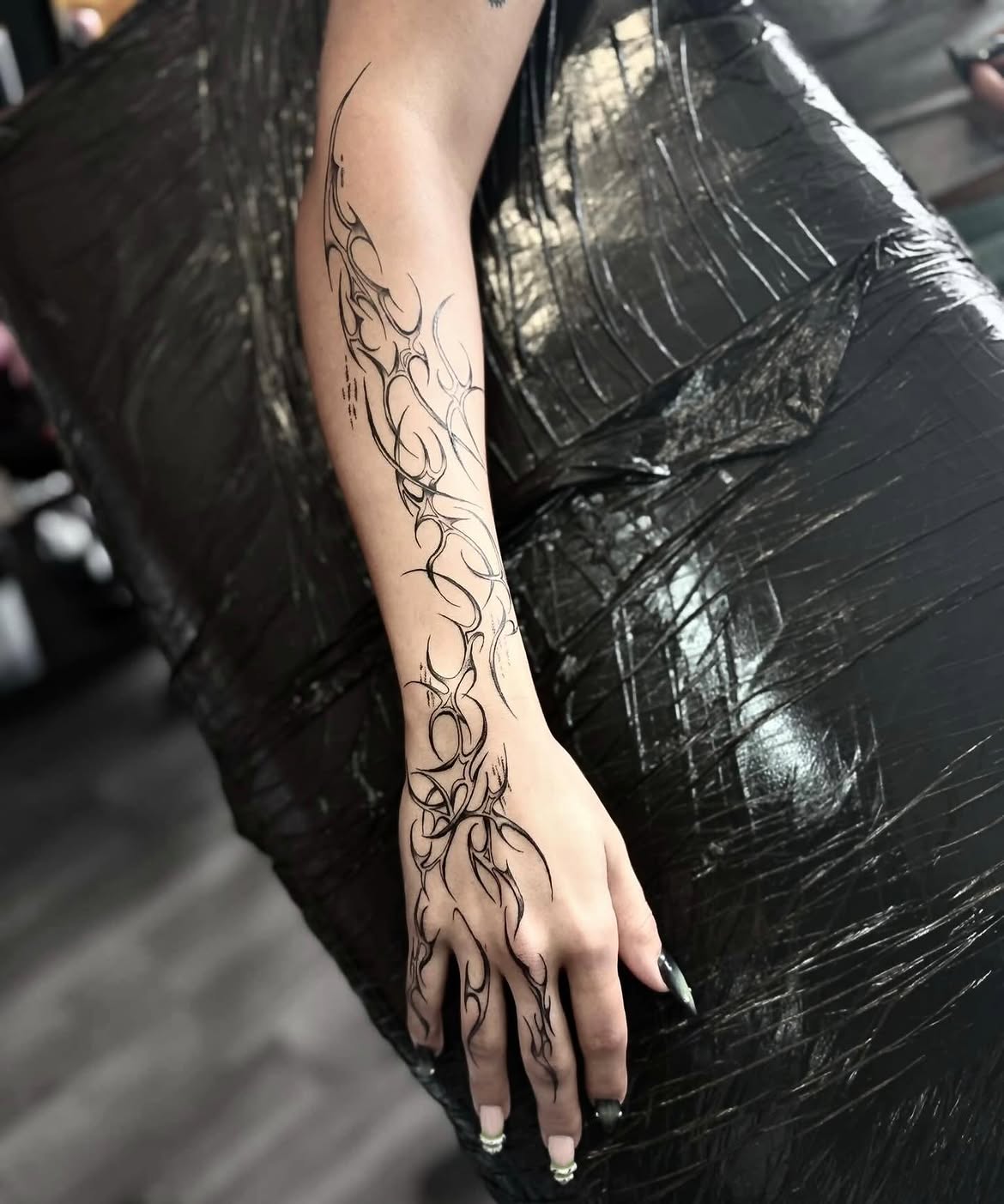 28 Cybersigilism Tattoo Ideas: Dark Lines, Digital Rituals, and Futuristic Body Art