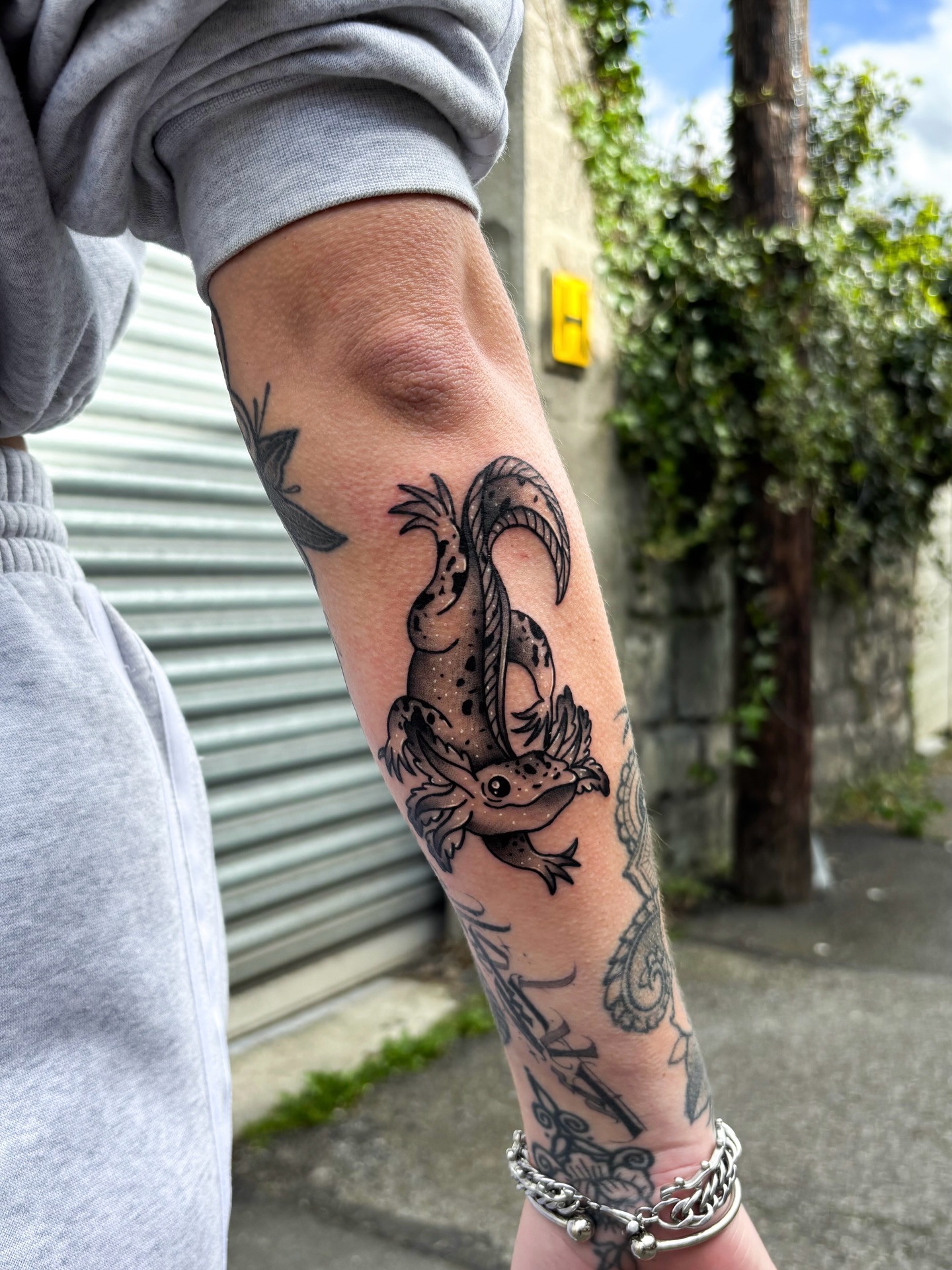 28 Axolotl Tattoo Ideas: Cute, Colorful, and Meaningful Designs Worth Exploring