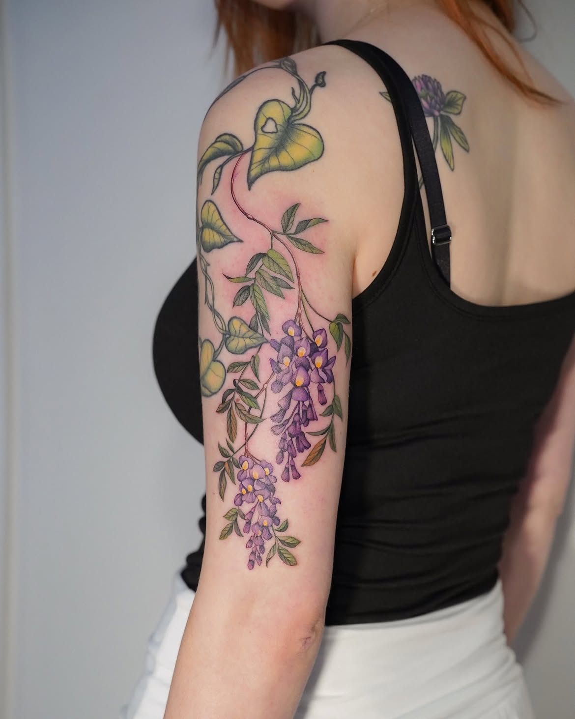 30 Beautiful Wisteria Tattoo Ideas That Capture the Romance of Nature