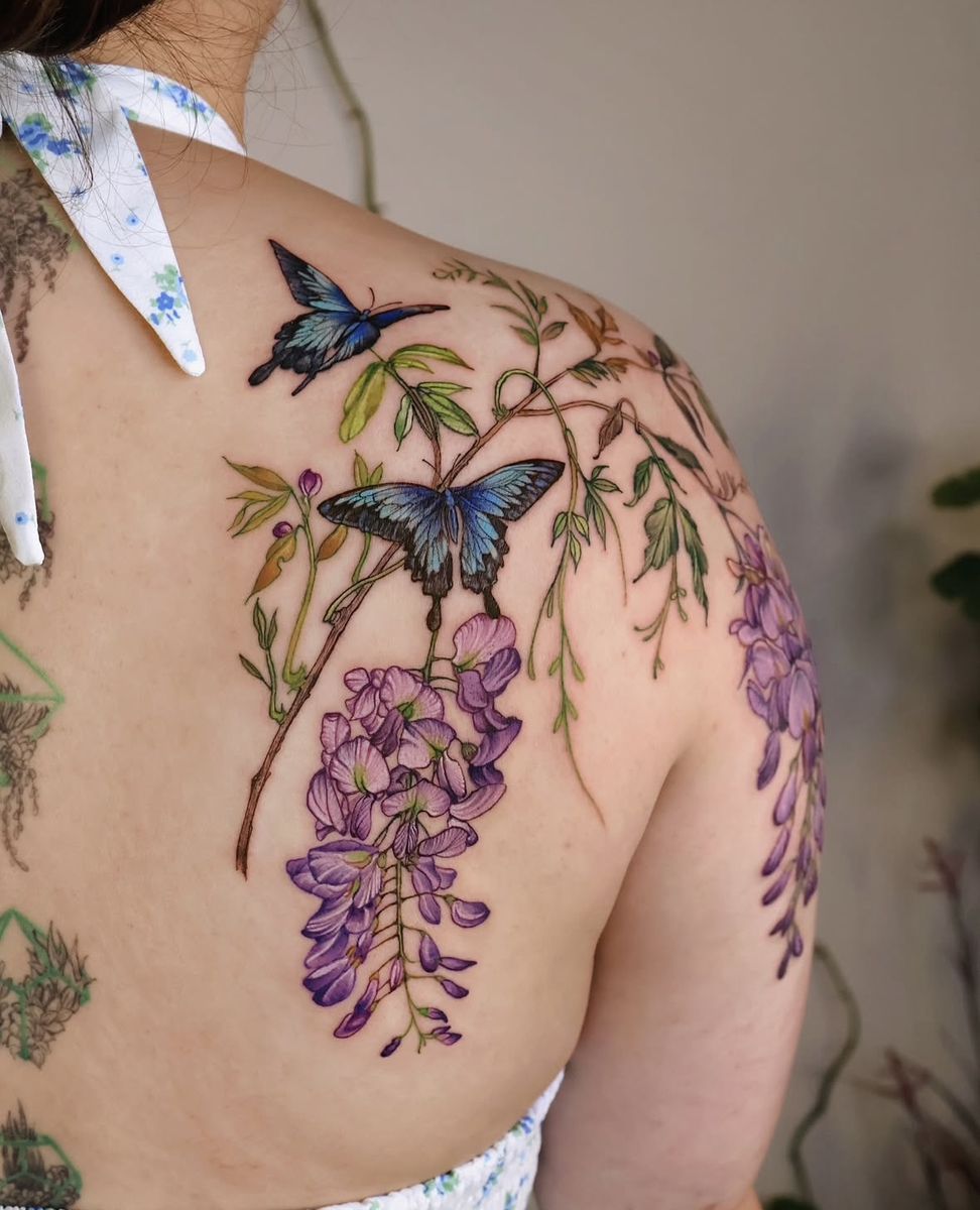 30 Beautiful Wisteria Tattoo Ideas That Capture the Romance of Nature