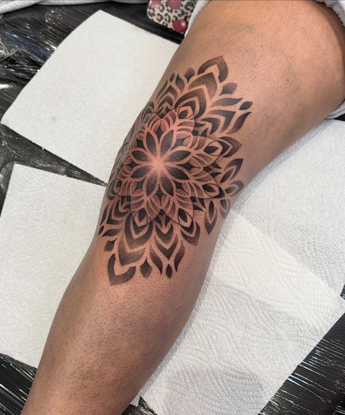 27 Dotwork Tattoo Ideas: From Delicate Stippling to Bold Geometric Mandalas