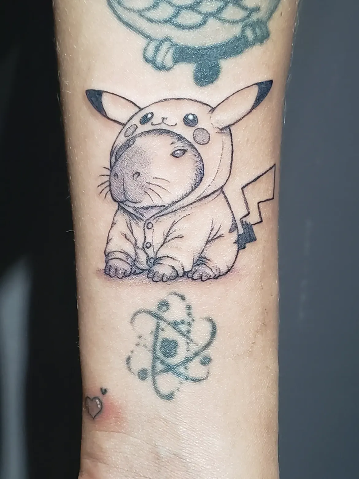 28 Cute Capybara Tattoo Ideas: Minimalist, Realistic, and Funny Designs