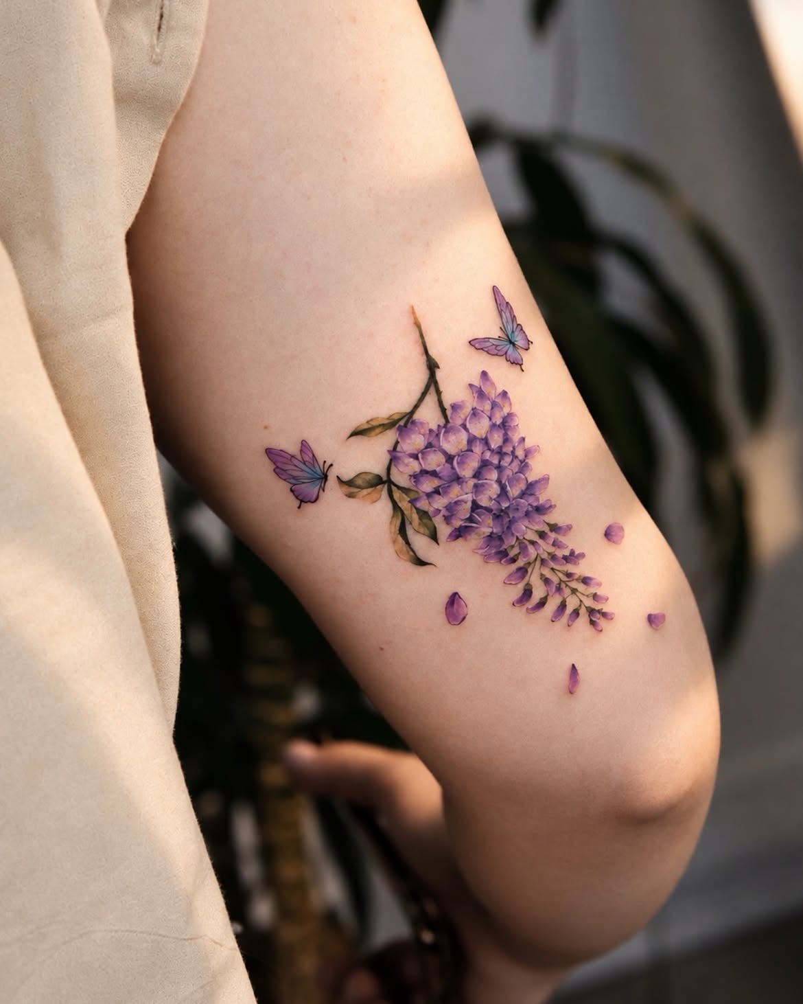 30 Beautiful Wisteria Tattoo Ideas That Capture the Romance of Nature