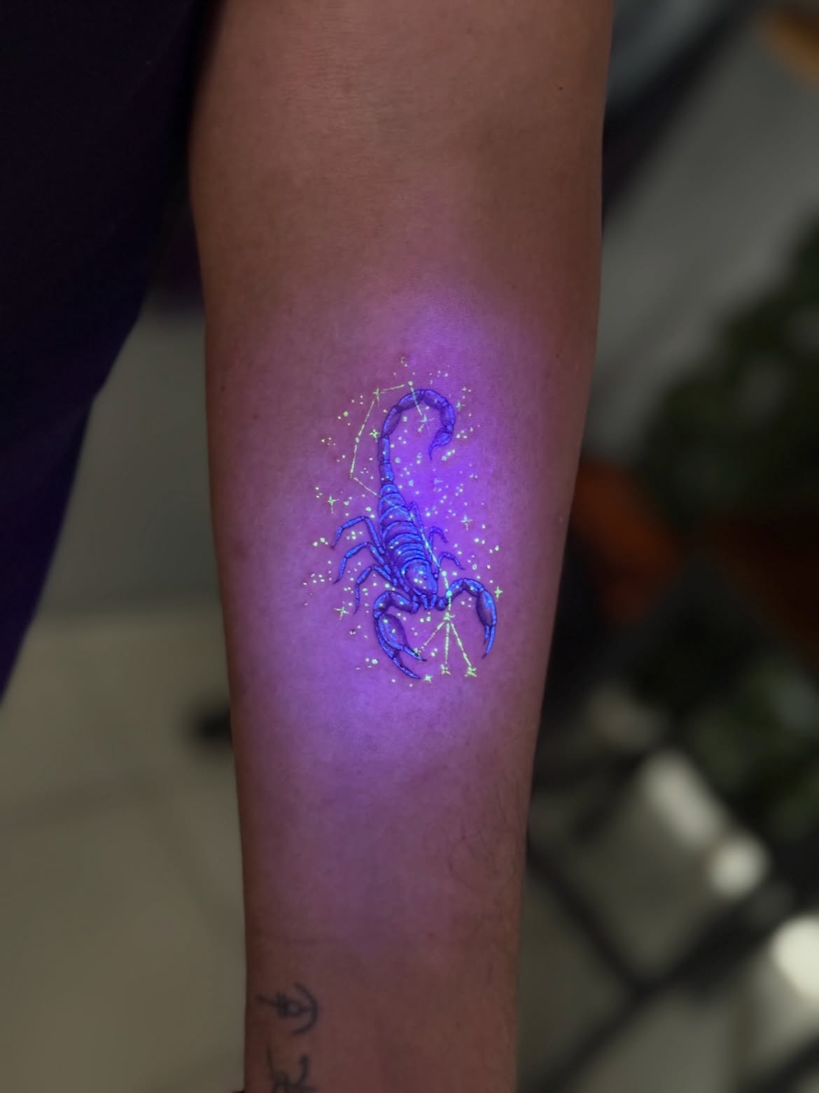 30 Glow in the Dark Tattoo Ideas: Neon Ink Designs That Come Alive Under UV Light
