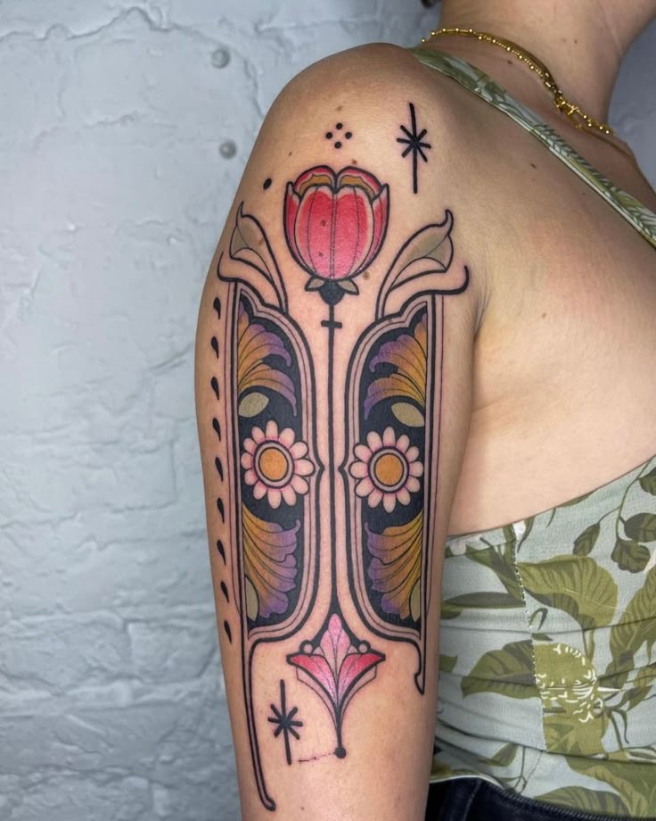 29 Art Nouveau Tattoo Ideas: Floral Lines, Decorative Frames, and Timeless Ornament