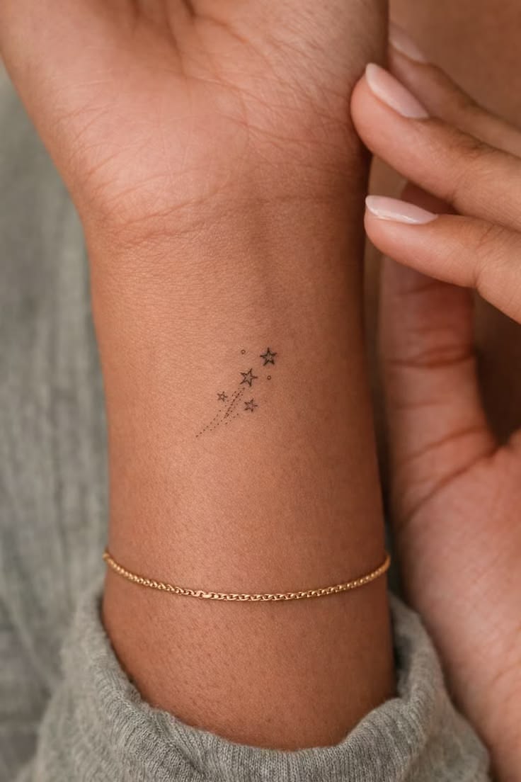 27 Shooting Star Tattoo Ideas: Delicate Designs That Capture Movement, Hope, and Wonder